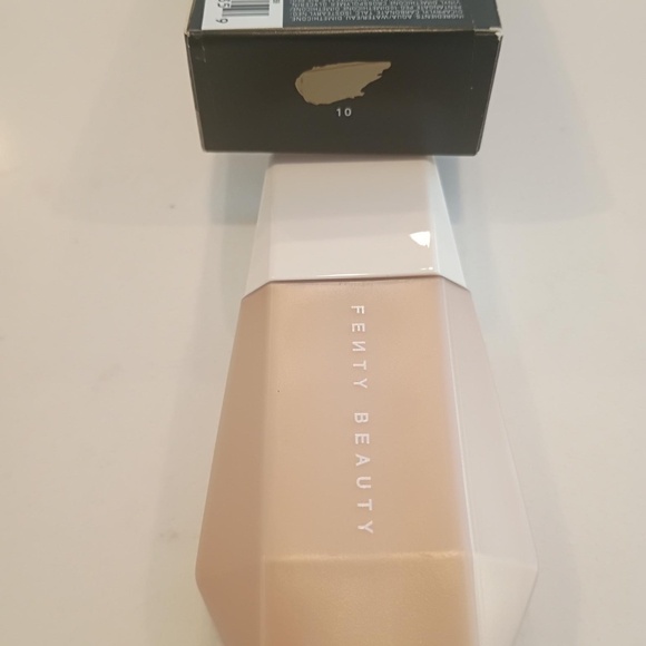 💋 Fenty Foundation 10 NEW IN BOX - Picture 3 of 6